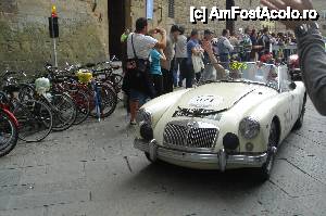 [P09] Florenta - au scos masinile de epoca la plimbare » foto by georgerizescu
 - 
<span class="allrVoted glyphicon glyphicon-heart hidden" id="av481110"></span>
<a class="m-l-10 hidden" id="sv481110" onclick="voting_Foto_DelVot(,481110,11696)" role="button">șterge vot <span class="glyphicon glyphicon-remove"></span></a>
<a id="v9481110" class=" c-red"  onclick="voting_Foto_SetVot(481110)" role="button"><span class="glyphicon glyphicon-heart-empty"></span> <b>LIKE</b> = Votează poza</a> <img class="hidden"  id="f481110W9" src="/imagini/loader.gif" border="0" /><span class="AjErrMes hidden" id="e481110ErM"></span>