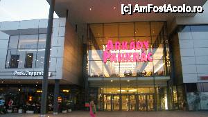 [P36] Shopping Praga » foto by adrian_28_1977
 - 
<span class="allrVoted glyphicon glyphicon-heart hidden" id="av454513"></span>
<a class="m-l-10 hidden" id="sv454513" onclick="voting_Foto_DelVot(,454513,11696)" role="button">șterge vot <span class="glyphicon glyphicon-remove"></span></a>
<a id="v9454513" class=" c-red"  onclick="voting_Foto_SetVot(454513)" role="button"><span class="glyphicon glyphicon-heart-empty"></span> <b>LIKE</b> = Votează poza</a> <img class="hidden"  id="f454513W9" src="/imagini/loader.gif" border="0" /><span class="AjErrMes hidden" id="e454513ErM"></span>