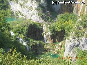 [P01] Plitvice » foto by nini83
 - 
<span class="allrVoted glyphicon glyphicon-heart hidden" id="av660999"></span>
<a class="m-l-10 hidden" id="sv660999" onclick="voting_Foto_DelVot(,660999,11696)" role="button">șterge vot <span class="glyphicon glyphicon-remove"></span></a>
<a id="v9660999" class=" c-red"  onclick="voting_Foto_SetVot(660999)" role="button"><span class="glyphicon glyphicon-heart-empty"></span> <b>LIKE</b> = Votează poza</a> <img class="hidden"  id="f660999W9" src="/imagini/loader.gif" border="0" /><span class="AjErrMes hidden" id="e660999ErM"></span>