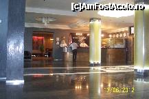 [P03] receptia si lobby bar hotel Uzhgorod » foto by raducondurache
 - 
<span class="allrVoted glyphicon glyphicon-heart hidden" id="av327107"></span>
<a class="m-l-10 hidden" id="sv327107" onclick="voting_Foto_DelVot(,327107,11704)" role="button">șterge vot <span class="glyphicon glyphicon-remove"></span></a>
<a id="v9327107" class=" c-red"  onclick="voting_Foto_SetVot(327107)" role="button"><span class="glyphicon glyphicon-heart-empty"></span> <b>LIKE</b> = Votează poza</a> <img class="hidden"  id="f327107W9" src="/imagini/loader.gif" border="0" /><span class="AjErrMes hidden" id="e327107ErM"></span>
