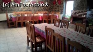 [P03] Sala de mese » foto by dorobantu
 - 
<span class="allrVoted glyphicon glyphicon-heart hidden" id="av843340"></span>
<a class="m-l-10 hidden" id="sv843340" onclick="voting_Foto_DelVot(,843340,11706)" role="button">șterge vot <span class="glyphicon glyphicon-remove"></span></a>
<a id="v9843340" class=" c-red"  onclick="voting_Foto_SetVot(843340)" role="button"><span class="glyphicon glyphicon-heart-empty"></span> <b>LIKE</b> = Votează poza</a> <img class="hidden"  id="f843340W9" src="/imagini/loader.gif" border="0" /><span class="AjErrMes hidden" id="e843340ErM"></span>