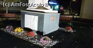 [P10] Dimineața, la Avrig, statuia lui Gheorghe Lazăr » foto by Mioritik
 - 
<span class="allrVoted glyphicon glyphicon-heart hidden" id="av1398768"></span>
<a class="m-l-10 hidden" id="sv1398768" onclick="voting_Foto_DelVot(,1398768,11727)" role="button">șterge vot <span class="glyphicon glyphicon-remove"></span></a>
<a id="v91398768" class=" c-red"  onclick="voting_Foto_SetVot(1398768)" role="button"><span class="glyphicon glyphicon-heart-empty"></span> <b>LIKE</b> = Votează poza</a> <img class="hidden"  id="f1398768W9" src="/imagini/loader.gif" border="0" /><span class="AjErrMes hidden" id="e1398768ErM"></span>