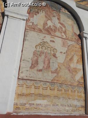 [P15] Avrig - Biserica Ortodoxă "Duminica Floriilor". Pictură exterioară. » foto by iulianic
 - 
<span class="allrVoted glyphicon glyphicon-heart hidden" id="av1350827"></span>
<a class="m-l-10 hidden" id="sv1350827" onclick="voting_Foto_DelVot(,1350827,11727)" role="button">șterge vot <span class="glyphicon glyphicon-remove"></span></a>
<a id="v91350827" class=" c-red"  onclick="voting_Foto_SetVot(1350827)" role="button"><span class="glyphicon glyphicon-heart-empty"></span> <b>LIKE</b> = Votează poza</a> <img class="hidden"  id="f1350827W9" src="/imagini/loader.gif" border="0" /><span class="AjErrMes hidden" id="e1350827ErM"></span>