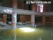 [P50] Piscina termală... După şezlonguri, se află camerele izolate fonic... » foto by Aeerdna*
 - 
<span class="allrVoted glyphicon glyphicon-heart hidden" id="av328111"></span>
<a class="m-l-10 hidden" id="sv328111" onclick="voting_Foto_DelVot(,328111,11731)" role="button">șterge vot <span class="glyphicon glyphicon-remove"></span></a>
<a id="v9328111" class=" c-red"  onclick="voting_Foto_SetVot(328111)" role="button"><span class="glyphicon glyphicon-heart-empty"></span> <b>LIKE</b> = Votează poza</a> <img class="hidden"  id="f328111W9" src="/imagini/loader.gif" border="0" /><span class="AjErrMes hidden" id="e328111ErM"></span>