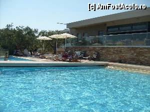 [P03] piscinele si terasa pe care se afla barul » foto by mirelatutza
 - 
<span class="allrVoted glyphicon glyphicon-heart hidden" id="av344939"></span>
<a class="m-l-10 hidden" id="sv344939" onclick="voting_Foto_DelVot(,344939,11742)" role="button">șterge vot <span class="glyphicon glyphicon-remove"></span></a>
<a id="v9344939" class=" c-red"  onclick="voting_Foto_SetVot(344939)" role="button"><span class="glyphicon glyphicon-heart-empty"></span> <b>LIKE</b> = Votează poza</a> <img class="hidden"  id="f344939W9" src="/imagini/loader.gif" border="0" /><span class="AjErrMes hidden" id="e344939ErM"></span>