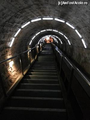 [P09] Tunelul prin care se coboara in salina » foto by fra
 - 
<span class="allrVoted glyphicon glyphicon-heart hidden" id="av511235"></span>
<a class="m-l-10 hidden" id="sv511235" onclick="voting_Foto_DelVot(,511235,11779)" role="button">șterge vot <span class="glyphicon glyphicon-remove"></span></a>
<a id="v9511235" class=" c-red"  onclick="voting_Foto_SetVot(511235)" role="button"><span class="glyphicon glyphicon-heart-empty"></span> <b>LIKE</b> = Votează poza</a> <img class="hidden"  id="f511235W9" src="/imagini/loader.gif" border="0" /><span class="AjErrMes hidden" id="e511235ErM"></span>