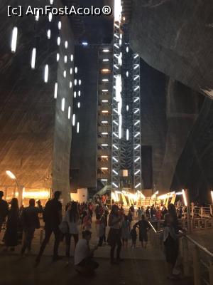 [P28] Înapoi, în salonul mare » foto by Yersinia Pestis
 - 
<span class="allrVoted glyphicon glyphicon-heart hidden" id="av901094"></span>
<a class="m-l-10 hidden" id="sv901094" onclick="voting_Foto_DelVot(,901094,11779)" role="button">șterge vot <span class="glyphicon glyphicon-remove"></span></a>
<a id="v9901094" class=" c-red"  onclick="voting_Foto_SetVot(901094)" role="button"><span class="glyphicon glyphicon-heart-empty"></span> <b>LIKE</b> = Votează poza</a> <img class="hidden"  id="f901094W9" src="/imagini/loader.gif" border="0" /><span class="AjErrMes hidden" id="e901094ErM"></span>