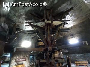 [P28] Salina Turda şi OZN-urile ei. Acesta este Crivacul, ''inima'' minei. Un dispozitiv pus in miscare de 4 sau 8 cai si care putea face diferenta intre o mina profitabila si una slab productiva. » foto by vega06
 - 
<span class="allrVoted glyphicon glyphicon-heart hidden" id="av741770"></span>
<a class="m-l-10 hidden" id="sv741770" onclick="voting_Foto_DelVot(,741770,11779)" role="button">șterge vot <span class="glyphicon glyphicon-remove"></span></a>
<a id="v9741770" class=" c-red"  onclick="voting_Foto_SetVot(741770)" role="button"><span class="glyphicon glyphicon-heart-empty"></span> <b>LIKE</b> = Votează poza</a> <img class="hidden"  id="f741770W9" src="/imagini/loader.gif" border="0" /><span class="AjErrMes hidden" id="e741770ErM"></span>