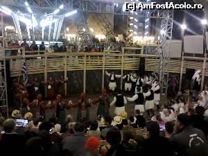 [P15] Urmeaza dansurile elene, amfiteatrul e plin » foto by dorgo
 - 
<span class="allrVoted glyphicon glyphicon-heart hidden" id="av533752"></span>
<a class="m-l-10 hidden" id="sv533752" onclick="voting_Foto_DelVot(,533752,11779)" role="button">șterge vot <span class="glyphicon glyphicon-remove"></span></a>
<a id="v9533752" class=" c-red"  onclick="voting_Foto_SetVot(533752)" role="button"><span class="glyphicon glyphicon-heart-empty"></span> <b>LIKE</b> = Votează poza</a> <img class="hidden"  id="f533752W9" src="/imagini/loader.gif" border="0" /><span class="AjErrMes hidden" id="e533752ErM"></span>