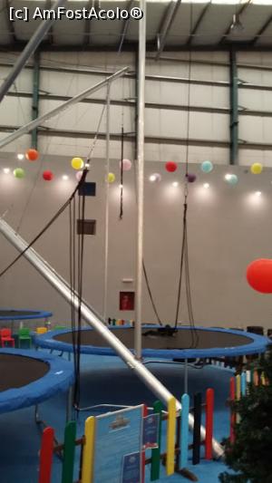 [P02] Bungee Dome » foto by dalumian
 - 
<span class="allrVoted glyphicon glyphicon-heart hidden" id="av847928"></span>
<a class="m-l-10 hidden" id="sv847928" onclick="voting_Foto_DelVot(,847928,11793)" role="button">șterge vot <span class="glyphicon glyphicon-remove"></span></a>
<a id="v9847928" class=" c-red"  onclick="voting_Foto_SetVot(847928)" role="button"><span class="glyphicon glyphicon-heart-empty"></span> <b>LIKE</b> = Votează poza</a> <img class="hidden"  id="f847928W9" src="/imagini/loader.gif" border="0" /><span class="AjErrMes hidden" id="e847928ErM"></span>