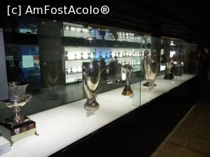 [P06] Cele mai ravnite trofee ale Europei, in vitrina Barcei. (iar nu am diacritice...)  » foto by iulian68
 - 
<span class="allrVoted glyphicon glyphicon-heart hidden" id="av954532"></span>
<a class="m-l-10 hidden" id="sv954532" onclick="voting_Foto_DelVot(,954532,11797)" role="button">șterge vot <span class="glyphicon glyphicon-remove"></span></a>
<a id="v9954532" class=" c-red"  onclick="voting_Foto_SetVot(954532)" role="button"><span class="glyphicon glyphicon-heart-empty"></span> <b>LIKE</b> = Votează poza</a> <img class="hidden"  id="f954532W9" src="/imagini/loader.gif" border="0" /><span class="AjErrMes hidden" id="e954532ErM"></span>