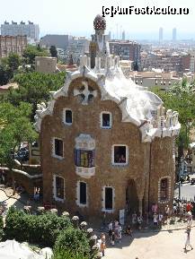 [P56] Imaginea de sus a casutei ca de turta dulce, din parcul Guell » foto by ileanaxperta*
 - 
<span class="allrVoted glyphicon glyphicon-heart hidden" id="av20867"></span>
<a class="m-l-10 hidden" id="sv20867" onclick="voting_Foto_DelVot(,20867,11798)" role="button">șterge vot <span class="glyphicon glyphicon-remove"></span></a>
<a id="v920867" class=" c-red"  onclick="voting_Foto_SetVot(20867)" role="button"><span class="glyphicon glyphicon-heart-empty"></span> <b>LIKE</b> = Votează poza</a> <img class="hidden"  id="f20867W9" src="/imagini/loader.gif" border="0" /><span class="AjErrMes hidden" id="e20867ErM"></span>