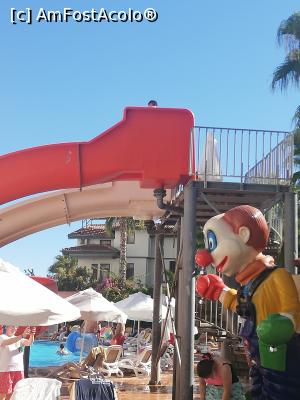 [P14] piscina principala si in spate se vede un corp de cladire secundar. » foto by fla41
 - 
<span class="allrVoted glyphicon glyphicon-heart hidden" id="av1324709"></span>
<a class="m-l-10 hidden" id="sv1324709" onclick="voting_Foto_DelVot(,1324709,11800)" role="button">șterge vot <span class="glyphicon glyphicon-remove"></span></a>
<a id="v91324709" class=" c-red"  onclick="voting_Foto_SetVot(1324709)" role="button"><span class="glyphicon glyphicon-heart-empty"></span> <b>LIKE</b> = Votează poza</a> <img class="hidden"  id="f1324709W9" src="/imagini/loader.gif" border="0" /><span class="AjErrMes hidden" id="e1324709ErM"></span>