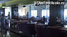 [P19] parte din restaurant, ospatarii asteptau sa te asezi, turnau apa rece, iar apoi puteai comanda de la bar » foto by eug
 - 
<span class="allrVoted glyphicon glyphicon-heart hidden" id="av333345"></span>
<a class="m-l-10 hidden" id="sv333345" onclick="voting_Foto_DelVot(,333345,11819)" role="button">șterge vot <span class="glyphicon glyphicon-remove"></span></a>
<a id="v9333345" class=" c-red"  onclick="voting_Foto_SetVot(333345)" role="button"><span class="glyphicon glyphicon-heart-empty"></span> <b>LIKE</b> = Votează poza</a> <img class="hidden"  id="f333345W9" src="/imagini/loader.gif" border="0" /><span class="AjErrMes hidden" id="e333345ErM"></span>