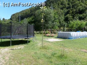 [P16] Piscina, hamacurile şi spaţiul de joacă.  » foto by Safta Radu
 - 
<span class="allrVoted glyphicon glyphicon-heart hidden" id="av775671"></span>
<a class="m-l-10 hidden" id="sv775671" onclick="voting_Foto_DelVot(,775671,11833)" role="button">șterge vot <span class="glyphicon glyphicon-remove"></span></a>
<a id="v9775671" class=" c-red"  onclick="voting_Foto_SetVot(775671)" role="button"><span class="glyphicon glyphicon-heart-empty"></span> <b>LIKE</b> = Votează poza</a> <img class="hidden"  id="f775671W9" src="/imagini/loader.gif" border="0" /><span class="AjErrMes hidden" id="e775671ErM"></span>