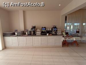 [P40] Dozatoarele pentru cafea, ceai, lapte și băuturi răcoritoare. » foto by ovidiuyepi
 - 
<span class="allrVoted glyphicon glyphicon-heart hidden" id="av1524704"></span>
<a class="m-l-10 hidden" id="sv1524704" onclick="voting_Foto_DelVot(,1524704,11855)" role="button">șterge vot <span class="glyphicon glyphicon-remove"></span></a>
<a id="v91524704" class=" c-red"  onclick="voting_Foto_SetVot(1524704)" role="button"><span class="glyphicon glyphicon-heart-empty"></span> <b>LIKE</b> = Votează poza</a> <img class="hidden"  id="f1524704W9" src="/imagini/loader.gif" border="0" /><span class="AjErrMes hidden" id="e1524704ErM"></span>