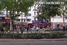 [P21] Pigalle, zona cea mai fierbinte a Parisului » foto by Ovidiu istorie
 - 
<span class="allrVoted glyphicon glyphicon-heart hidden" id="av316526"></span>
<a class="m-l-10 hidden" id="sv316526" onclick="voting_Foto_DelVot(,316526,11886)" role="button">șterge vot <span class="glyphicon glyphicon-remove"></span></a>
<a id="v9316526" class=" c-red"  onclick="voting_Foto_SetVot(316526)" role="button"><span class="glyphicon glyphicon-heart-empty"></span> <b>LIKE</b> = Votează poza</a> <img class="hidden"  id="f316526W9" src="/imagini/loader.gif" border="0" /><span class="AjErrMes hidden" id="e316526ErM"></span>