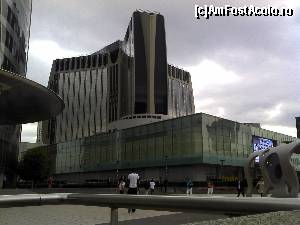 [P37] Cartierul La Defense » foto by gettyy
 - 
<span class="allrVoted glyphicon glyphicon-heart hidden" id="av591110"></span>
<a class="m-l-10 hidden" id="sv591110" onclick="voting_Foto_DelVot(,591110,11886)" role="button">șterge vot <span class="glyphicon glyphicon-remove"></span></a>
<a id="v9591110" class=" c-red"  onclick="voting_Foto_SetVot(591110)" role="button"><span class="glyphicon glyphicon-heart-empty"></span> <b>LIKE</b> = Votează poza</a> <img class="hidden"  id="f591110W9" src="/imagini/loader.gif" border="0" /><span class="AjErrMes hidden" id="e591110ErM"></span>