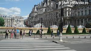[P06] Primăria din Paris » foto by gettyy
 - 
<span class="allrVoted glyphicon glyphicon-heart hidden" id="av591067"></span>
<a class="m-l-10 hidden" id="sv591067" onclick="voting_Foto_DelVot(,591067,11886)" role="button">șterge vot <span class="glyphicon glyphicon-remove"></span></a>
<a id="v9591067" class=" c-red"  onclick="voting_Foto_SetVot(591067)" role="button"><span class="glyphicon glyphicon-heart-empty"></span> <b>LIKE</b> = Votează poza</a> <img class="hidden"  id="f591067W9" src="/imagini/loader.gif" border="0" /><span class="AjErrMes hidden" id="e591067ErM"></span>