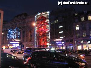 [P19] Maşini şi firme luminoase pe Champs Elysees » foto by Michi
 - 
<span class="allrVoted glyphicon glyphicon-heart hidden" id="av392596"></span>
<a class="m-l-10 hidden" id="sv392596" onclick="voting_Foto_DelVot(,392596,11886)" role="button">șterge vot <span class="glyphicon glyphicon-remove"></span></a>
<a id="v9392596" class=" c-red"  onclick="voting_Foto_SetVot(392596)" role="button"><span class="glyphicon glyphicon-heart-empty"></span> <b>LIKE</b> = Votează poza</a> <img class="hidden"  id="f392596W9" src="/imagini/loader.gif" border="0" /><span class="AjErrMes hidden" id="e392596ErM"></span>