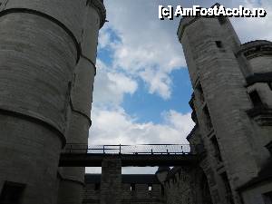 [P12] Castelul Vincennes » foto by tabache
 - 
<span class="allrVoted glyphicon glyphicon-heart hidden" id="av444495"></span>
<a class="m-l-10 hidden" id="sv444495" onclick="voting_Foto_DelVot(,444495,11886)" role="button">șterge vot <span class="glyphicon glyphicon-remove"></span></a>
<a id="v9444495" class=" c-red"  onclick="voting_Foto_SetVot(444495)" role="button"><span class="glyphicon glyphicon-heart-empty"></span> <b>LIKE</b> = Votează poza</a> <img class="hidden"  id="f444495W9" src="/imagini/loader.gif" border="0" /><span class="AjErrMes hidden" id="e444495ErM"></span>