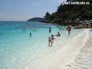 [P03] Marble Beach - partea din sud » foto by marocanu21
 - 
<span class="allrVoted glyphicon glyphicon-heart hidden" id="av684748"></span>
<a class="m-l-10 hidden" id="sv684748" onclick="voting_Foto_DelVot(,684748,11888)" role="button">șterge vot <span class="glyphicon glyphicon-remove"></span></a>
<a id="v9684748" class=" c-red"  onclick="voting_Foto_SetVot(684748)" role="button"><span class="glyphicon glyphicon-heart-empty"></span> <b>LIKE</b> = Votează poza</a> <img class="hidden"  id="f684748W9" src="/imagini/loader.gif" border="0" /><span class="AjErrMes hidden" id="e684748ErM"></span>