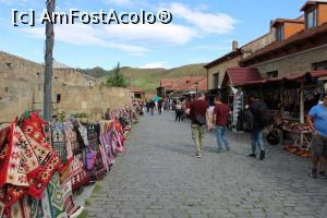 [P04] Mtskheta, Magazine de suveniruri pe aleea ce merge la Catedrala Svetitskhoveli, în stânga se vede puțin și zidul ce înconjoară catedrala » foto by mprofeanu
 - 
<span class="allrVoted glyphicon glyphicon-heart hidden" id="av1141181"></span>
<a class="m-l-10 hidden" id="sv1141181" onclick="voting_Foto_DelVot(,1141181,11911)" role="button">șterge vot <span class="glyphicon glyphicon-remove"></span></a>
<a id="v91141181" class=" c-red"  onclick="voting_Foto_SetVot(1141181)" role="button"><span class="glyphicon glyphicon-heart-empty"></span> <b>LIKE</b> = Votează poza</a> <img class="hidden"  id="f1141181W9" src="/imagini/loader.gif" border="0" /><span class="AjErrMes hidden" id="e1141181ErM"></span>
