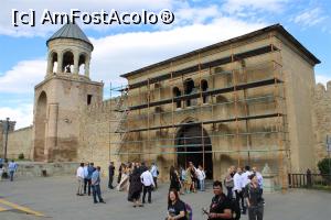 [P07] Mtskheta, Catedrala Svetitskhoveli, Poarta de Intrare și Clopotnița » foto by mprofeanu
 - 
<span class="allrVoted glyphicon glyphicon-heart hidden" id="av1141184"></span>
<a class="m-l-10 hidden" id="sv1141184" onclick="voting_Foto_DelVot(,1141184,11911)" role="button">șterge vot <span class="glyphicon glyphicon-remove"></span></a>
<a id="v91141184" class=" c-red"  onclick="voting_Foto_SetVot(1141184)" role="button"><span class="glyphicon glyphicon-heart-empty"></span> <b>LIKE</b> = Votează poza</a> <img class="hidden"  id="f1141184W9" src="/imagini/loader.gif" border="0" /><span class="AjErrMes hidden" id="e1141184ErM"></span>