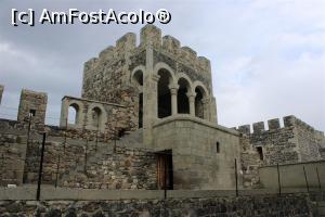 [P23] Akhaltsikhe, Castelul Rabati, Turn pe partea estică, deosebit, ce arcade, ce coloane » foto by mprofeanu
 - 
<span class="allrVoted glyphicon glyphicon-heart hidden" id="av1143050"></span>
<a class="m-l-10 hidden" id="sv1143050" onclick="voting_Foto_DelVot(,1143050,11911)" role="button">șterge vot <span class="glyphicon glyphicon-remove"></span></a>
<a id="v91143050" class=" c-red"  onclick="voting_Foto_SetVot(1143050)" role="button"><span class="glyphicon glyphicon-heart-empty"></span> <b>LIKE</b> = Votează poza</a> <img class="hidden"  id="f1143050W9" src="/imagini/loader.gif" border="0" /><span class="AjErrMes hidden" id="e1143050ErM"></span>
