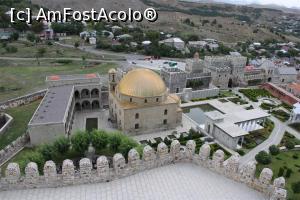 [P43] Akhaltsikhe, Castelul Rabati, Moscheea văzută din Turnul castelului, în stânga ei este Madrasah, poză mărită » foto by mprofeanu
 - 
<span class="allrVoted glyphicon glyphicon-heart hidden" id="av1143070"></span>
<a class="m-l-10 hidden" id="sv1143070" onclick="voting_Foto_DelVot(,1143070,11911)" role="button">șterge vot <span class="glyphicon glyphicon-remove"></span></a>
<a id="v91143070" class=" c-red"  onclick="voting_Foto_SetVot(1143070)" role="button"><span class="glyphicon glyphicon-heart-empty"></span> <b>LIKE</b> = Votează poza</a> <img class="hidden"  id="f1143070W9" src="/imagini/loader.gif" border="0" /><span class="AjErrMes hidden" id="e1143070ErM"></span>