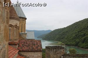[P19] Fortăreața Ananuri, Cetatea, Bisericile și Lacul de Acumulare Zhinvali văzute din Turnul Sheupovari » foto by mprofeanu
 - 
<span class="allrVoted glyphicon glyphicon-heart hidden" id="av1144390"></span>
<a class="m-l-10 hidden" id="sv1144390" onclick="voting_Foto_DelVot(,1144390,11911)" role="button">șterge vot <span class="glyphicon glyphicon-remove"></span></a>
<a id="v91144390" class=" c-red"  onclick="voting_Foto_SetVot(1144390)" role="button"><span class="glyphicon glyphicon-heart-empty"></span> <b>LIKE</b> = Votează poza</a> <img class="hidden"  id="f1144390W9" src="/imagini/loader.gif" border="0" /><span class="AjErrMes hidden" id="e1144390ErM"></span>