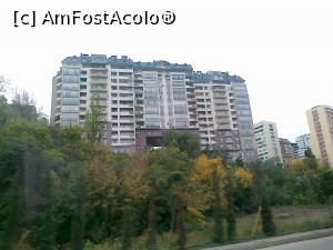 [P04] Blocuri noi (sau poate doar renovate) în Tbilisi » foto by calator65
 - 
<span class="allrVoted glyphicon glyphicon-heart hidden" id="av813472"></span>
<a class="m-l-10 hidden" id="sv813472" onclick="voting_Foto_DelVot(,813472,11911)" role="button">șterge vot <span class="glyphicon glyphicon-remove"></span></a>
<a id="v9813472" class=" c-red"  onclick="voting_Foto_SetVot(813472)" role="button"><span class="glyphicon glyphicon-heart-empty"></span> <b>LIKE</b> = Votează poza</a> <img class="hidden"  id="f813472W9" src="/imagini/loader.gif" border="0" /><span class="AjErrMes hidden" id="e813472ErM"></span>