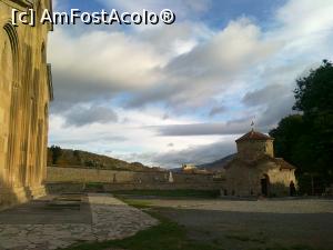 [P30] Mtskheta - Mănăstirea Samtavro, capela Sfintei Nina » foto by calator65
 - 
<span class="allrVoted glyphicon glyphicon-heart hidden" id="av813026"></span>
<a class="m-l-10 hidden" id="sv813026" onclick="voting_Foto_DelVot(,813026,11911)" role="button">șterge vot <span class="glyphicon glyphicon-remove"></span></a>
<a id="v9813026" class=" c-red"  onclick="voting_Foto_SetVot(813026)" role="button"><span class="glyphicon glyphicon-heart-empty"></span> <b>LIKE</b> = Votează poza</a> <img class="hidden"  id="f813026W9" src="/imagini/loader.gif" border="0" /><span class="AjErrMes hidden" id="e813026ErM"></span>