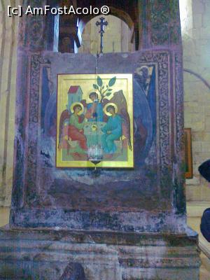 [P39] Mtskheta - Catedrala Svetitskhoveli: stâlpul de viaţă dătător » foto by calator65
 - 
<span class="allrVoted glyphicon glyphicon-heart hidden" id="av813035"></span>
<a class="m-l-10 hidden" id="sv813035" onclick="voting_Foto_DelVot(,813035,11911)" role="button">șterge vot <span class="glyphicon glyphicon-remove"></span></a>
<a id="v9813035" class=" c-red"  onclick="voting_Foto_SetVot(813035)" role="button"><span class="glyphicon glyphicon-heart-empty"></span> <b>LIKE</b> = Votează poza</a> <img class="hidden"  id="f813035W9" src="/imagini/loader.gif" border="0" /><span class="AjErrMes hidden" id="e813035ErM"></span>
