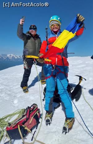 [P01] Pe Vârful Tetnuldi, 1858 m » foto by Mika
 - 
<span class="allrVoted glyphicon glyphicon-heart hidden" id="av1378961"></span>
<a class="m-l-10 hidden" id="sv1378961" onclick="voting_Foto_DelVot(,1378961,11911)" role="button">șterge vot <span class="glyphicon glyphicon-remove"></span></a>
<a id="v91378961" class=" c-red"  onclick="voting_Foto_SetVot(1378961)" role="button"><span class="glyphicon glyphicon-heart-empty"></span> <b>LIKE</b> = Votează poza</a> <img class="hidden"  id="f1378961W9" src="/imagini/loader.gif" border="0" /><span class="AjErrMes hidden" id="e1378961ErM"></span>