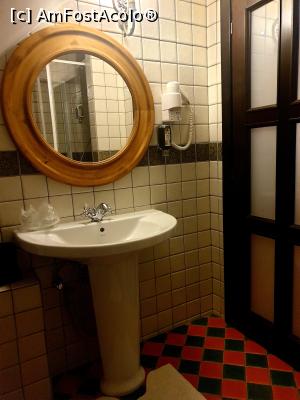 [P19] în baie la Jupân Gheorghe » foto by k-lator
 - 
<span class="allrVoted glyphicon glyphicon-heart hidden" id="av1289413"></span>
<a class="m-l-10 hidden" id="sv1289413" onclick="voting_Foto_DelVot(,1289413,11912)" role="button">șterge vot <span class="glyphicon glyphicon-remove"></span></a>
<a id="v91289413" class=" c-red"  onclick="voting_Foto_SetVot(1289413)" role="button"><span class="glyphicon glyphicon-heart-empty"></span> <b>LIKE</b> = Votează poza</a> <img class="hidden"  id="f1289413W9" src="/imagini/loader.gif" border="0" /><span class="AjErrMes hidden" id="e1289413ErM"></span>