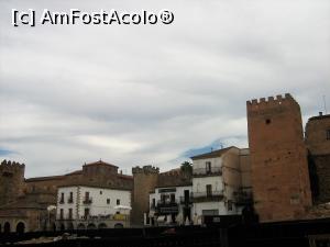 [P12] Plaza Mayor. Se vede Turnul Bujaco, construit de catre arabi in scop defensiv » foto by cristina47*
 - 
<span class="allrVoted glyphicon glyphicon-heart hidden" id="av840158"></span>
<a class="m-l-10 hidden" id="sv840158" onclick="voting_Foto_DelVot(,840158,11914)" role="button">șterge vot <span class="glyphicon glyphicon-remove"></span></a>
<a id="v9840158" class=" c-red"  onclick="voting_Foto_SetVot(840158)" role="button"><span class="glyphicon glyphicon-heart-empty"></span> <b>LIKE</b> = Votează poza</a> <img class="hidden"  id="f840158W9" src="/imagini/loader.gif" border="0" /><span class="AjErrMes hidden" id="e840158ErM"></span>