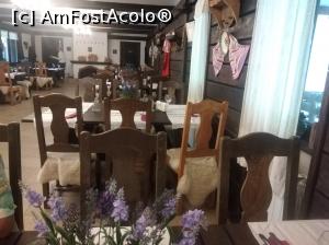 [P27] Md la prima vizită, salon Ciuleandra, Cornul Vânătorului, Piteștiv » foto by Mioritik
 - 
<span class="allrVoted glyphicon glyphicon-heart hidden" id="av1363813"></span>
<a class="m-l-10 hidden" id="sv1363813" onclick="voting_Foto_DelVot(,1363813,11962)" role="button">șterge vot <span class="glyphicon glyphicon-remove"></span></a>
<a id="v91363813" class=" c-red"  onclick="voting_Foto_SetVot(1363813)" role="button"><span class="glyphicon glyphicon-heart-empty"></span> <b>LIKE</b> = Votează poza</a> <img class="hidden"  id="f1363813W9" src="/imagini/loader.gif" border="0" /><span class="AjErrMes hidden" id="e1363813ErM"></span>