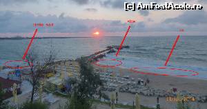 [P07] Plaja, vedere de pe faleza. Diferitele zone sunt marcate.  » foto by skeas
 - 
<span class="allrVoted glyphicon glyphicon-heart hidden" id="av534395"></span>
<a class="m-l-10 hidden" id="sv534395" onclick="voting_Foto_DelVot(,534395,12003)" role="button">șterge vot <span class="glyphicon glyphicon-remove"></span></a>
<a id="v9534395" class=" c-red"  onclick="voting_Foto_SetVot(534395)" role="button"><span class="glyphicon glyphicon-heart-empty"></span> <b>LIKE</b> = Votează poza</a> <img class="hidden"  id="f534395W9" src="/imagini/loader.gif" border="0" /><span class="AjErrMes hidden" id="e534395ErM"></span>