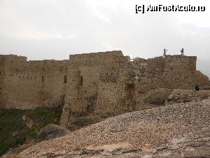[P17] Girne - Cetatea nu a fost niciodata cucerita pana acum. Priviti-l cat se bucura!  » foto by iulianic
 - 
<span class="allrVoted glyphicon glyphicon-heart hidden" id="av382151"></span>
<a class="m-l-10 hidden" id="sv382151" onclick="voting_Foto_DelVot(,382151,12009)" role="button">șterge vot <span class="glyphicon glyphicon-remove"></span></a>
<a id="v9382151" class=" c-red"  onclick="voting_Foto_SetVot(382151)" role="button"><span class="glyphicon glyphicon-heart-empty"></span> <b>LIKE</b> = Votează poza</a> <img class="hidden"  id="f382151W9" src="/imagini/loader.gif" border="0" /><span class="AjErrMes hidden" id="e382151ErM"></span>