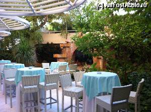 [P10] Un loc de servit cafeaua » foto by fvpmed
 - 
<span class="allrVoted glyphicon glyphicon-heart hidden" id="av342373"></span>
<a class="m-l-10 hidden" id="sv342373" onclick="voting_Foto_DelVot(,342373,12028)" role="button">șterge vot <span class="glyphicon glyphicon-remove"></span></a>
<a id="v9342373" class=" c-red"  onclick="voting_Foto_SetVot(342373)" role="button"><span class="glyphicon glyphicon-heart-empty"></span> <b>LIKE</b> = Votează poza</a> <img class="hidden"  id="f342373W9" src="/imagini/loader.gif" border="0" /><span class="AjErrMes hidden" id="e342373ErM"></span>