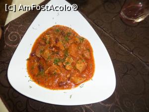 [P11] Gulaș cu carne de vită. » foto by Safta Radu
 - 
<span class="allrVoted glyphicon glyphicon-heart hidden" id="av1212624"></span>
<a class="m-l-10 hidden" id="sv1212624" onclick="voting_Foto_DelVot(,1212624,12032)" role="button">șterge vot <span class="glyphicon glyphicon-remove"></span></a>
<a id="v91212624" class=" c-red"  onclick="voting_Foto_SetVot(1212624)" role="button"><span class="glyphicon glyphicon-heart-empty"></span> <b>LIKE</b> = Votează poza</a> <img class="hidden"  id="f1212624W9" src="/imagini/loader.gif" border="0" /><span class="AjErrMes hidden" id="e1212624ErM"></span>