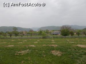 [P13] Pensiunea Andreea - vedere de la fereastră » foto by ANILU
 - 
<span class="allrVoted glyphicon glyphicon-heart hidden" id="av850868"></span>
<a class="m-l-10 hidden" id="sv850868" onclick="voting_Foto_DelVot(,850868,12032)" role="button">șterge vot <span class="glyphicon glyphicon-remove"></span></a>
<a id="v9850868" class=" c-red"  onclick="voting_Foto_SetVot(850868)" role="button"><span class="glyphicon glyphicon-heart-empty"></span> <b>LIKE</b> = Votează poza</a> <img class="hidden"  id="f850868W9" src="/imagini/loader.gif" border="0" /><span class="AjErrMes hidden" id="e850868ErM"></span>
