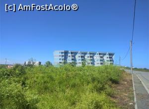 [P27] Costinești, în nord, un hotel ca un vapor, » foto by Mioritik
 - 
<span class="allrVoted glyphicon glyphicon-heart hidden" id="av1347088"></span>
<a class="m-l-10 hidden" id="sv1347088" onclick="voting_Foto_DelVot(,1347088,12060)" role="button">șterge vot <span class="glyphicon glyphicon-remove"></span></a>
<a id="v91347088" class=" c-red"  onclick="voting_Foto_SetVot(1347088)" role="button"><span class="glyphicon glyphicon-heart-empty"></span> <b>LIKE</b> = Votează poza</a> <img class="hidden"  id="f1347088W9" src="/imagini/loader.gif" border="0" /><span class="AjErrMes hidden" id="e1347088ErM"></span>