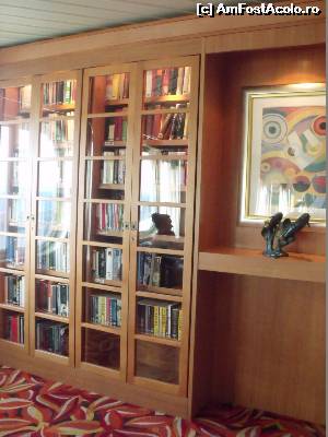 [P17] Biblioteca » foto by monicutza
 - 
<span class="allrVoted glyphicon glyphicon-heart hidden" id="av658182"></span>
<a class="m-l-10 hidden" id="sv658182" onclick="voting_Foto_DelVot(,658182,12082)" role="button">șterge vot <span class="glyphicon glyphicon-remove"></span></a>
<a id="v9658182" class=" c-red"  onclick="voting_Foto_SetVot(658182)" role="button"><span class="glyphicon glyphicon-heart-empty"></span> <b>LIKE</b> = Votează poza</a> <img class="hidden"  id="f658182W9" src="/imagini/loader.gif" border="0" /><span class="AjErrMes hidden" id="e658182ErM"></span>