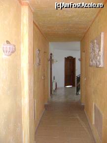 [P08] Hotel Colosseo, Sandanski - un palier al hotelului » foto by biancuta
 - 
<span class="allrVoted glyphicon glyphicon-heart hidden" id="av345043"></span>
<a class="m-l-10 hidden" id="sv345043" onclick="voting_Foto_DelVot(,345043,12109)" role="button">șterge vot <span class="glyphicon glyphicon-remove"></span></a>
<a id="v9345043" class=" c-red"  onclick="voting_Foto_SetVot(345043)" role="button"><span class="glyphicon glyphicon-heart-empty"></span> <b>LIKE</b> = Votează poza</a> <img class="hidden"  id="f345043W9" src="/imagini/loader.gif" border="0" /><span class="AjErrMes hidden" id="e345043ErM"></span>