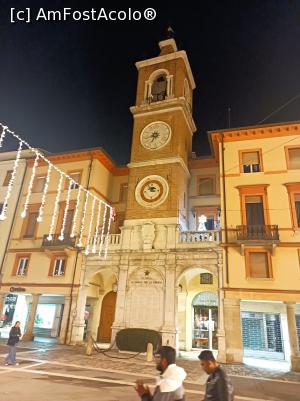 [P42] Rimini, Piazza Tre Martiri - Torre dell'Orologio » foto by mprofeanu
 - 
<span class="allrVoted glyphicon glyphicon-heart hidden" id="av1342040"></span>
<a class="m-l-10 hidden" id="sv1342040" onclick="voting_Foto_DelVot(,1342040,12117)" role="button">șterge vot <span class="glyphicon glyphicon-remove"></span></a>
<a id="v91342040" class=" c-red"  onclick="voting_Foto_SetVot(1342040)" role="button"><span class="glyphicon glyphicon-heart-empty"></span> <b>LIKE</b> = Votează poza</a> <img class="hidden"  id="f1342040W9" src="/imagini/loader.gif" border="0" /><span class="AjErrMes hidden" id="e1342040ErM"></span>