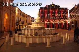 [P54] Rimini, Piazza Cavour, Fontana della Pigna, în spate Fațada Teatrului Galli » foto by mprofeanu
 - 
<span class="allrVoted glyphicon glyphicon-heart hidden" id="av1342052"></span>
<a class="m-l-10 hidden" id="sv1342052" onclick="voting_Foto_DelVot(,1342052,12117)" role="button">șterge vot <span class="glyphicon glyphicon-remove"></span></a>
<a id="v91342052" class=" c-red"  onclick="voting_Foto_SetVot(1342052)" role="button"><span class="glyphicon glyphicon-heart-empty"></span> <b>LIKE</b> = Votează poza</a> <img class="hidden"  id="f1342052W9" src="/imagini/loader.gif" border="0" /><span class="AjErrMes hidden" id="e1342052ErM"></span>