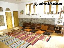 [P10] Hostel Mostel - holul hotelului amenajat în stil rustic » foto by marius.covaci
 - 
<span class="allrVoted glyphicon glyphicon-heart hidden" id="av346752"></span>
<a class="m-l-10 hidden" id="sv346752" onclick="voting_Foto_DelVot(,346752,12174)" role="button">șterge vot <span class="glyphicon glyphicon-remove"></span></a>
<a id="v9346752" class=" c-red"  onclick="voting_Foto_SetVot(346752)" role="button"><span class="glyphicon glyphicon-heart-empty"></span> <b>LIKE</b> = Votează poza</a> <img class="hidden"  id="f346752W9" src="/imagini/loader.gif" border="0" /><span class="AjErrMes hidden" id="e346752ErM"></span>