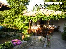 [P05] Hostel Mostel - curtea interioară a hotelului - yona pentru grătar » foto by marius.covaci
 - 
<span class="allrVoted glyphicon glyphicon-heart hidden" id="av346747"></span>
<a class="m-l-10 hidden" id="sv346747" onclick="voting_Foto_DelVot(,346747,12174)" role="button">șterge vot <span class="glyphicon glyphicon-remove"></span></a>
<a id="v9346747" class=" c-red"  onclick="voting_Foto_SetVot(346747)" role="button"><span class="glyphicon glyphicon-heart-empty"></span> <b>LIKE</b> = Votează poza</a> <img class="hidden"  id="f346747W9" src="/imagini/loader.gif" border="0" /><span class="AjErrMes hidden" id="e346747ErM"></span>